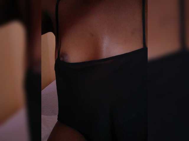 junea's BongaCams show and profile