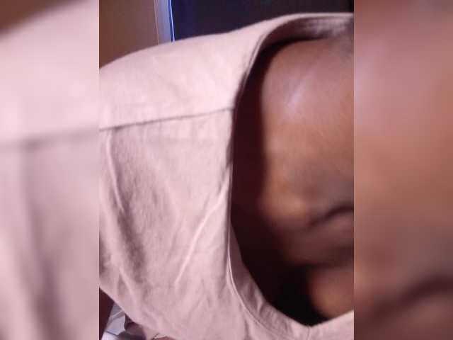 junea's BongaCams show and profile