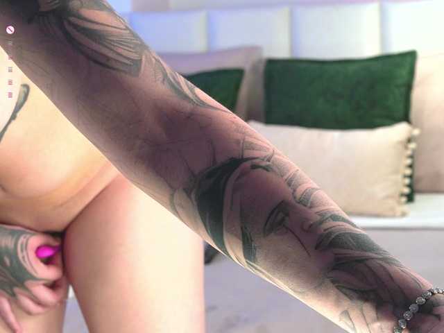 Carol-Ferrer live cam