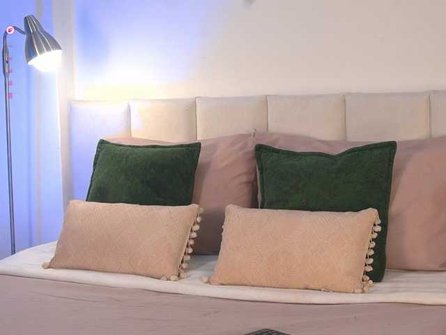 Carol-Ferrer's BongaCams show and profile