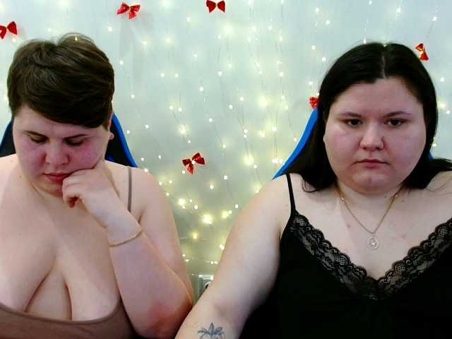 BeckyAndEllen live cam