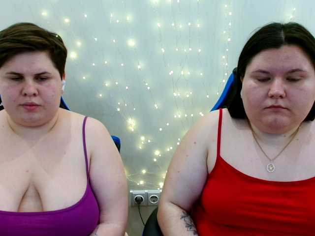 BeckyAndEllen's BongaCams show and profile