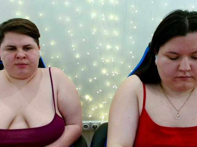 BeckyAndEllen's BongaCams show and profile