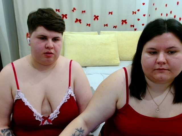 BeckyAndEllen webcam