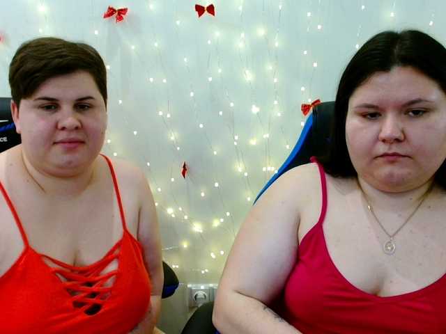 BeckyAndEllen's BongaCams show and profile
