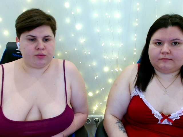 BeckyAndEllen's BongaCams show and profile