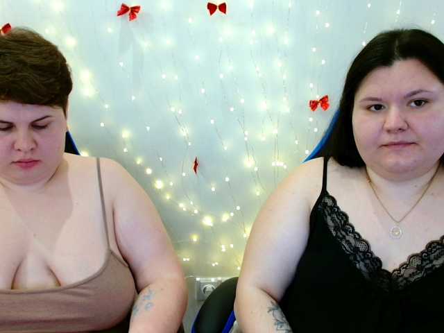 BeckyAndEllen's BongaCams show and profile