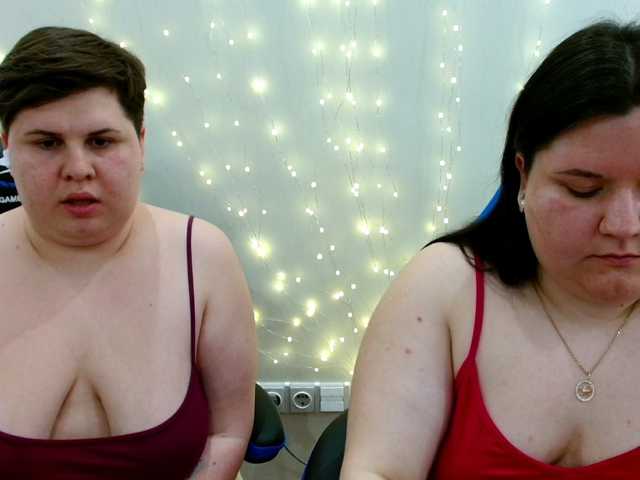 BeckyAndEllen's BongaCams show and profile