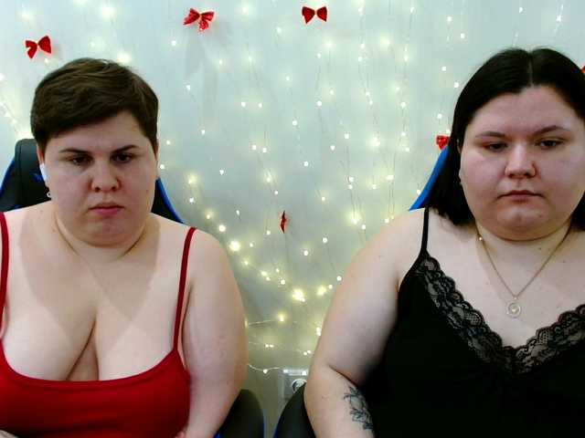 BeckyAndEllen's BongaCams show and profile