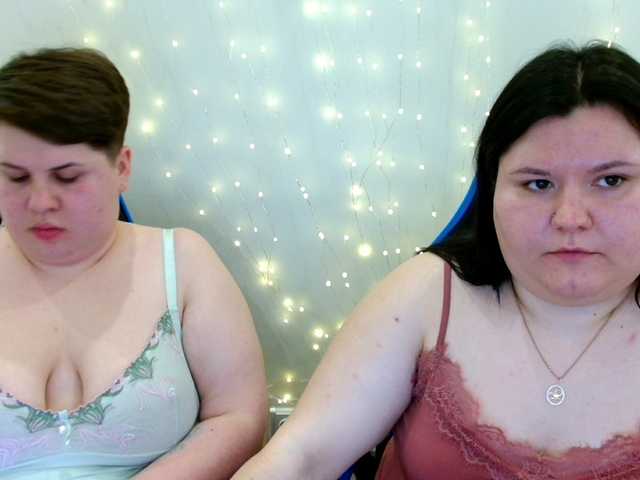 BeckyAndEllen's BongaCams show and profile