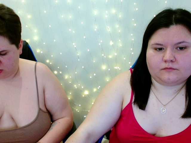 BeckyAndEllen's BongaCams show and profile
