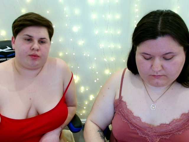 BeckyAndEllen's BongaCams show and profile