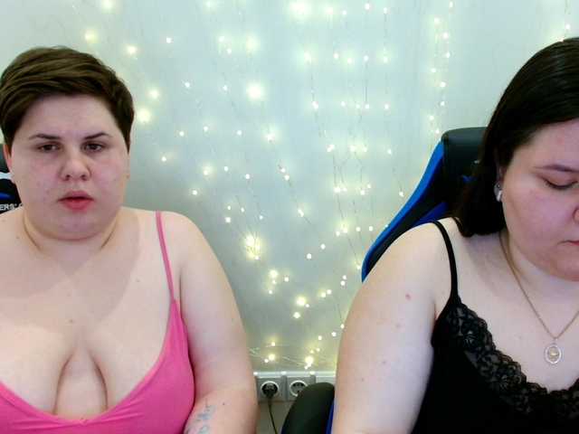 BeckyAndEllen's BongaCams show and profile