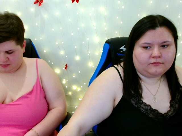 BeckyAndEllen webcam