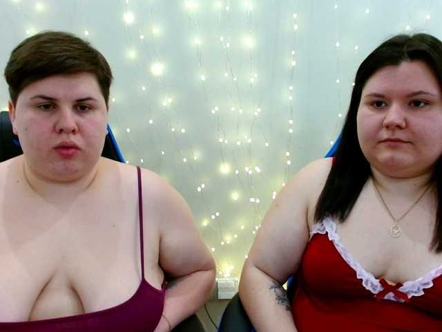 BeckyAndEllen's BongaCams show and profile