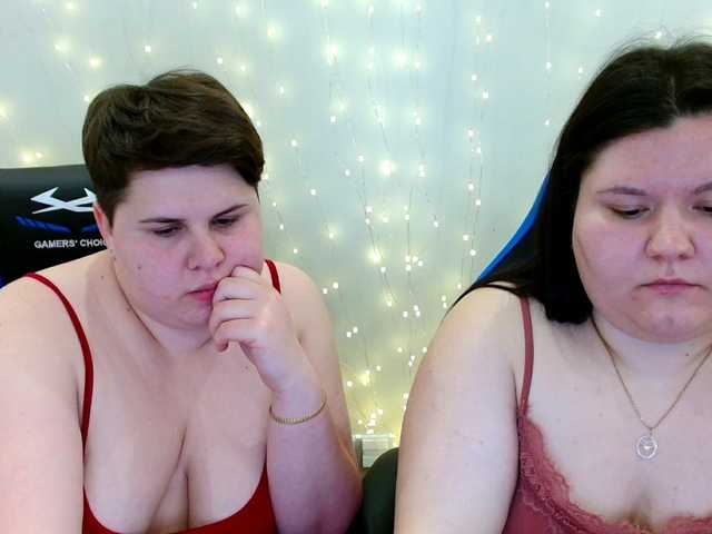 BeckyAndEllen's BongaCams show and profile