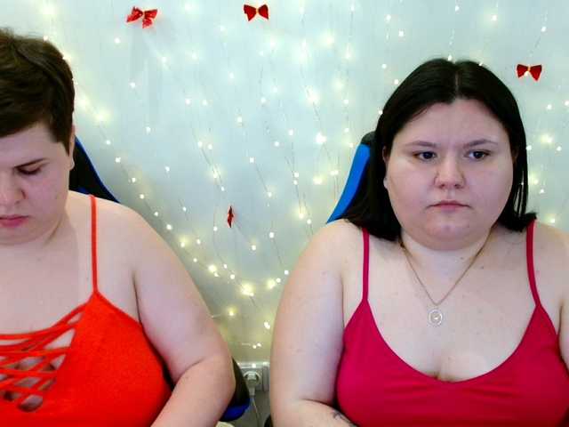 BeckyAndEllen's BongaCams show and profile
