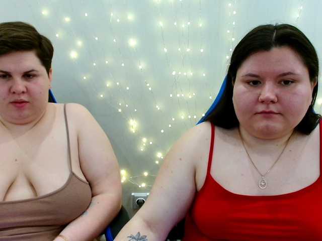 BeckyAndEllen's BongaCams show and profile