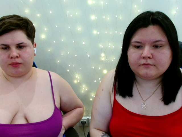 BeckyAndEllen's BongaCams show and profile