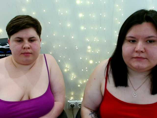 BeckyAndEllen's BongaCams show and profile