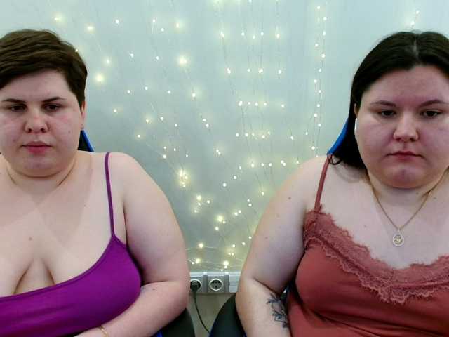 BeckyAndEllen's BongaCams show and profile