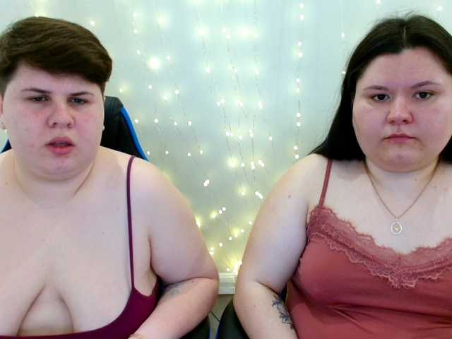 BeckyAndEllen's BongaCams show and profile