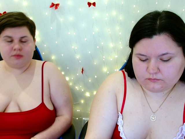 BeckyAndEllen's BongaCams show and profile