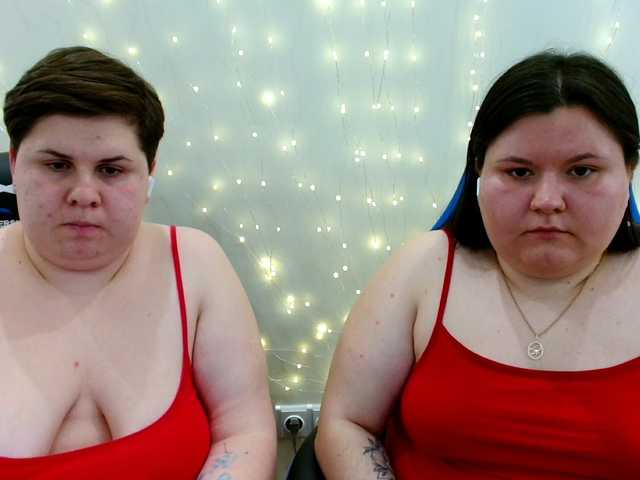 BeckyAndEllen's BongaCams show and profile