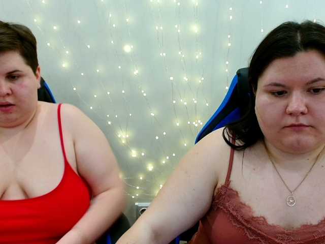 BeckyAndEllen's BongaCams show and profile