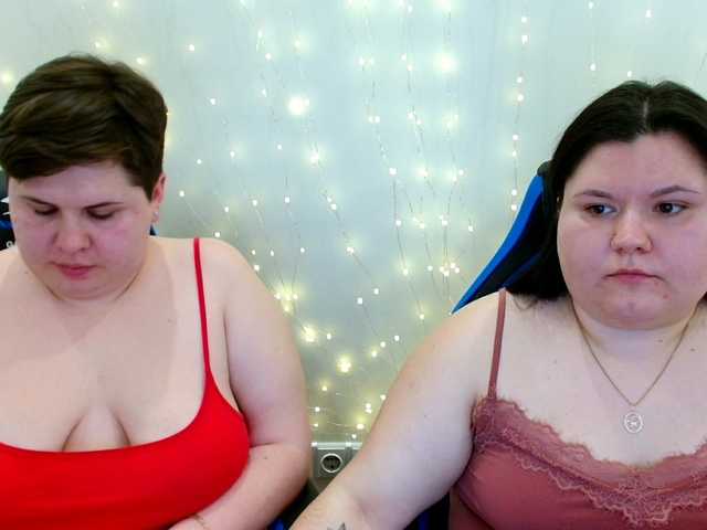BeckyAndEllen's BongaCams show and profile