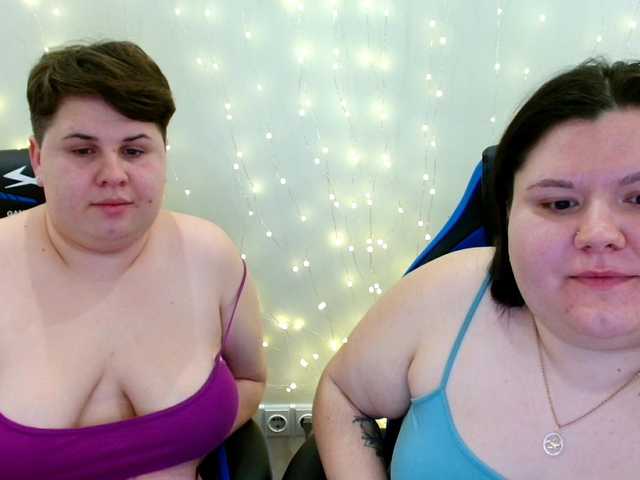 BeckyAndEllen from BongaCams