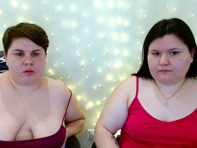 BeckyAndEllen's BongaCams show and profile