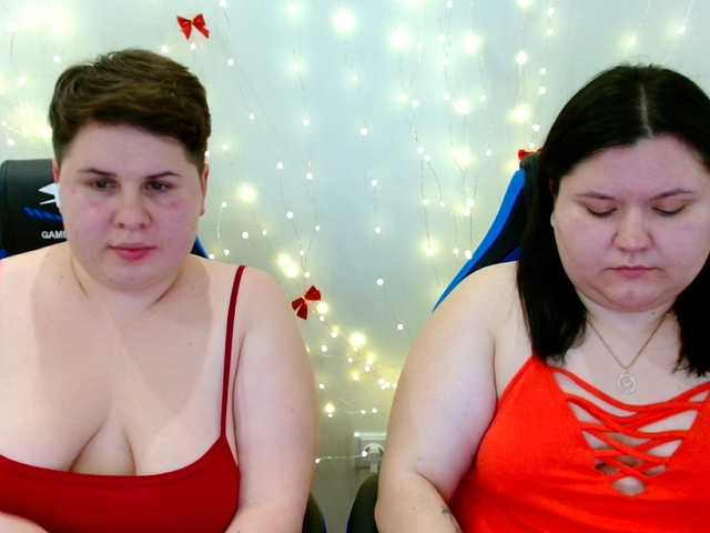BeckyAndEllen's BongaCams show and profile