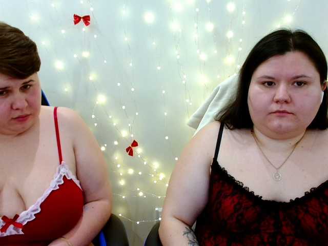 BeckyAndEllen's BongaCams show and profile