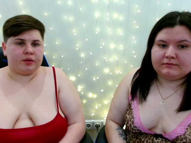 BeckyAndEllen webcam