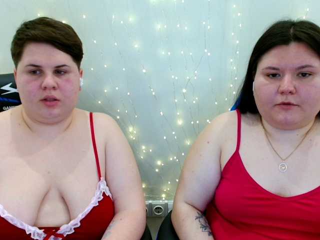 BeckyAndEllen's BongaCams show and profile
