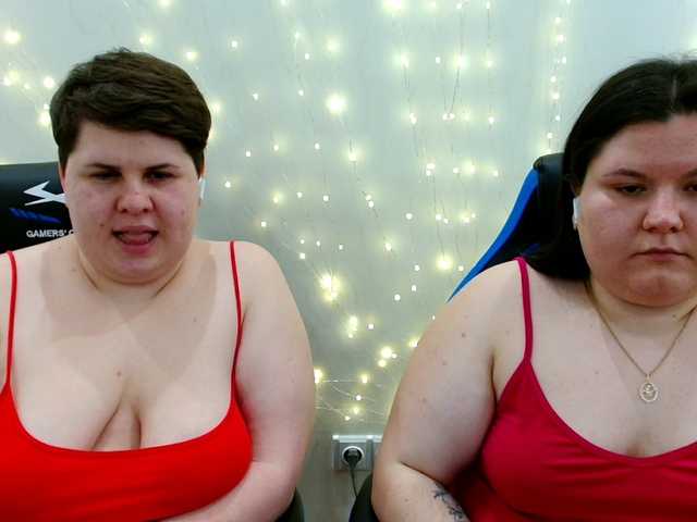 BeckyAndEllen's BongaCams show and profile