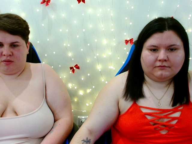 BeckyAndEllen's BongaCams show and profile