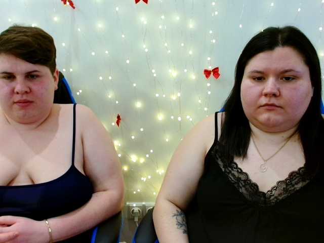 BeckyAndEllen's BongaCams show and profile