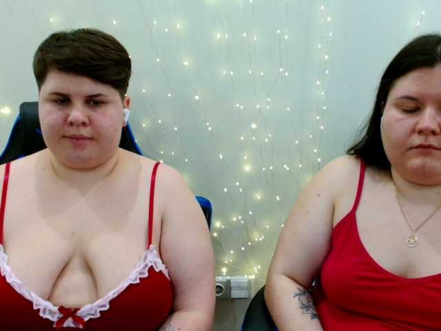 BeckyAndEllen's BongaCams show and profile