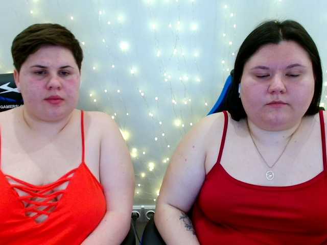 BeckyAndEllen's BongaCams show and profile