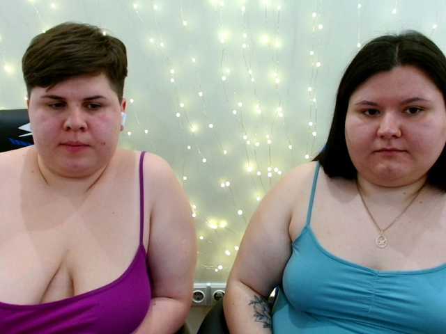 BeckyAndEllen from BongaCams
