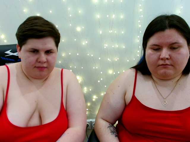 BeckyAndEllen's BongaCams show and profile