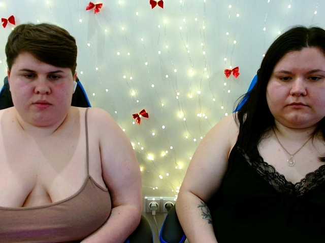 BeckyAndEllen's BongaCams show and profile