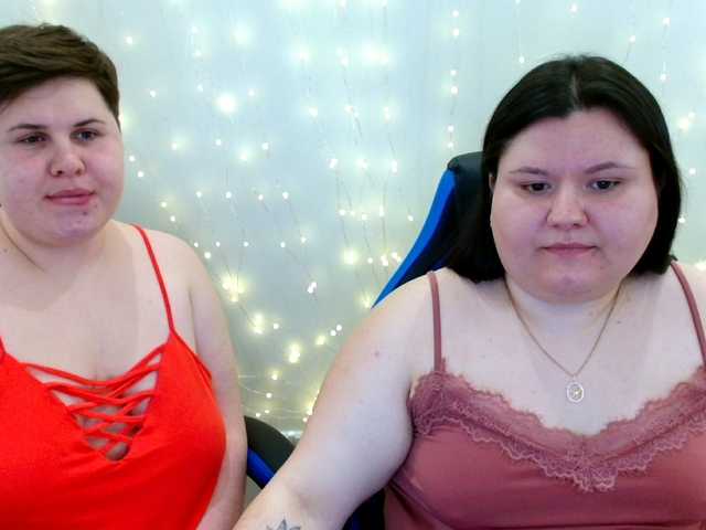 BeckyAndEllen webcam