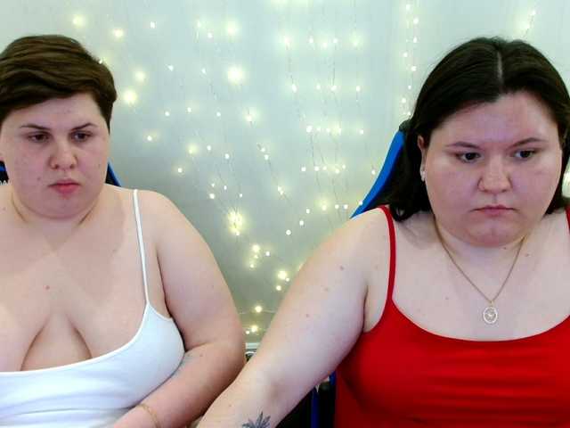 BeckyAndEllen's BongaCams show and profile