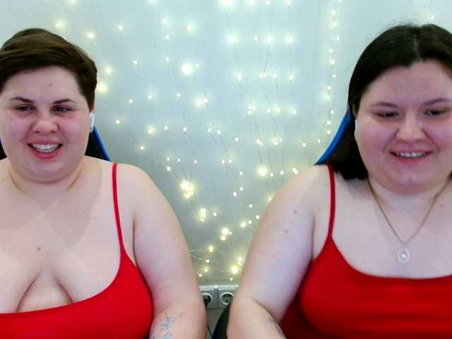 BeckyAndEllen's BongaCams show and profile