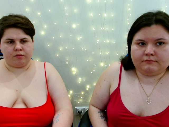 BeckyAndEllen's BongaCams show and profile