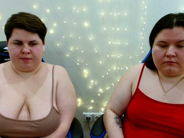 BeckyAndEllen's BongaCams show and profile