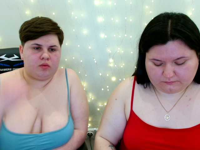 BeckyAndEllen's BongaCams show and profile